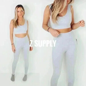 BNWT Z  supply Women’s walk It Out Seamless Leggings size M/L